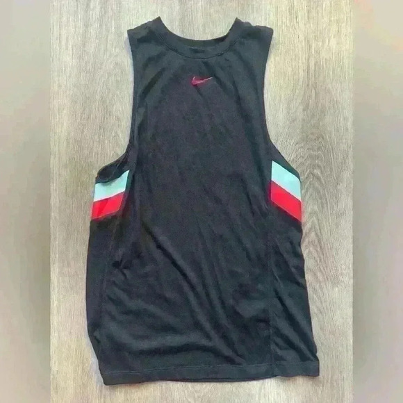 Nike Dri-Fit activewear women’s tank top, size XS - Picture 1 of 4